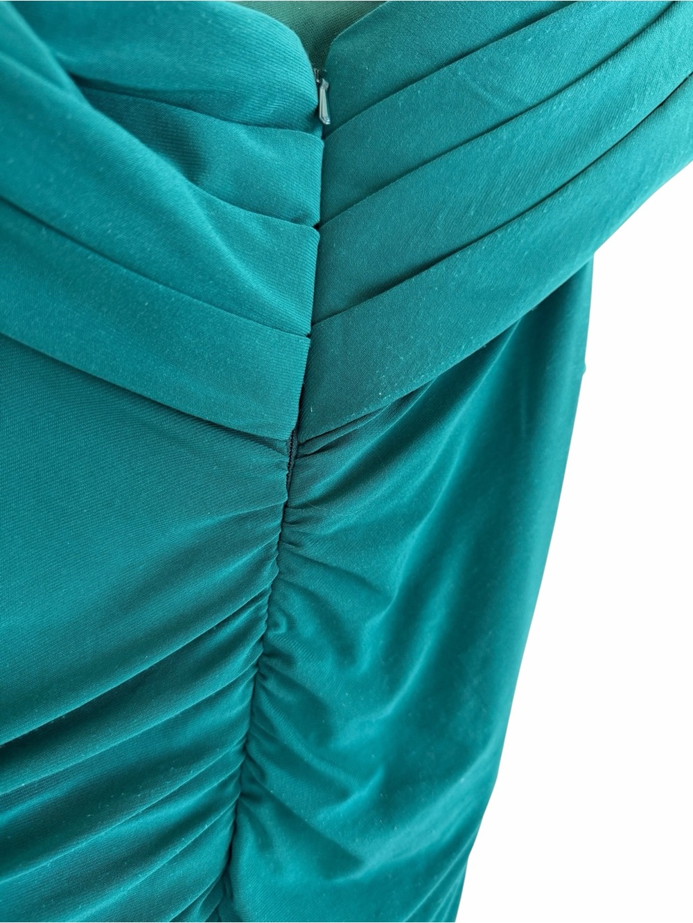 Mac Duggal IEENA Off-Shoulder Emerald Green Midi Dress with Side Slit & Ruching - Picture 12 of 12